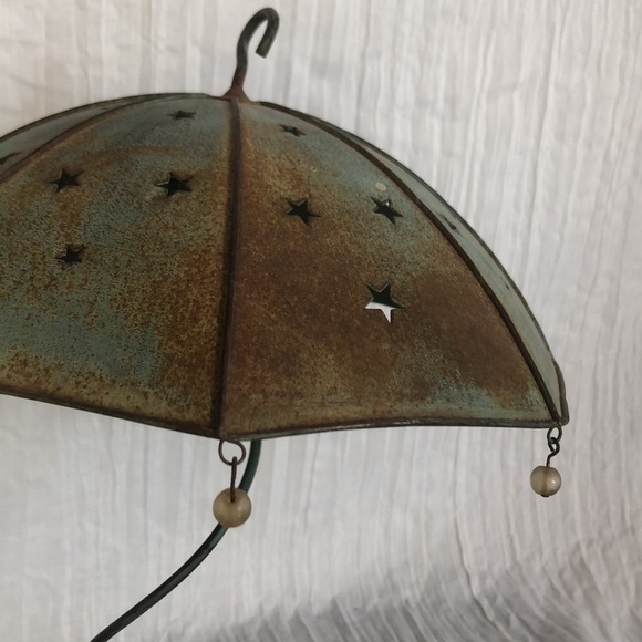 PARTYLITE April Showers umbrella rustic light up outdoor patio candle holder - Picture 9 of 13
